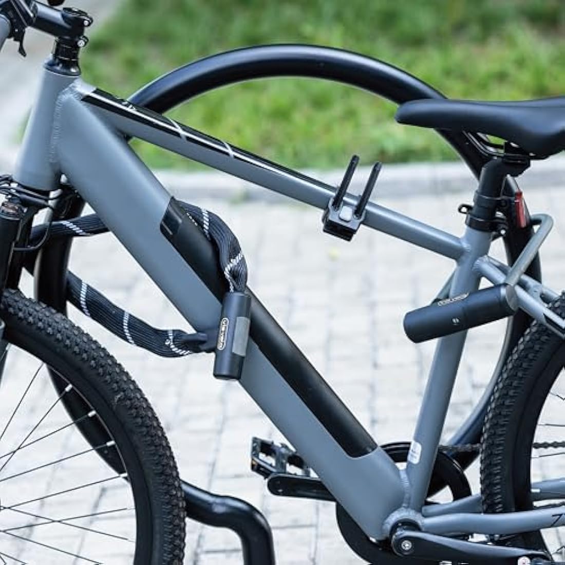 Via Velo Bike Lock 2 Sets 20CrMnTi Steel 16mm Shackle Sold Secure Gold with Bracket and Bike Chain Lock, 7mm 4 Side Squre Shape Chain 2.96Ft Length, Same Key System 6Keys for Electric Bikes Scooters