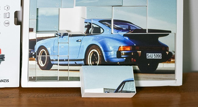 FRANZIS Porsche 911 Turbo Collectable Advent Calendar Your Own Desk Model Kit