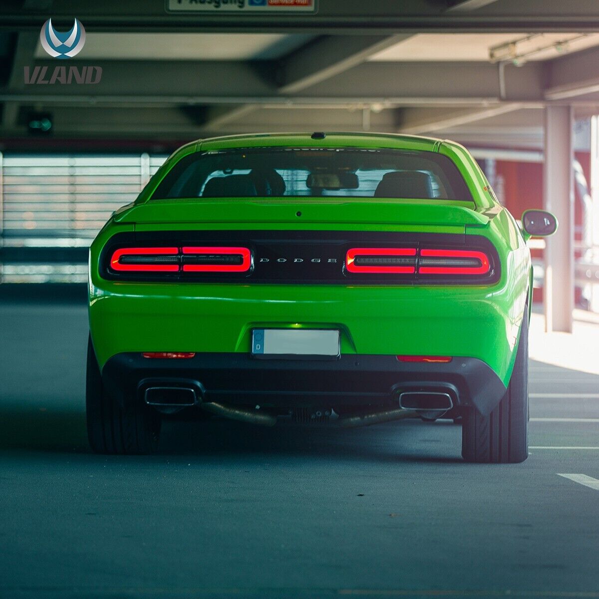 VLAND 08-14 Dodge Challenger 3 MK3 LC Dynamic Lightbar LED DRL Rear Lights