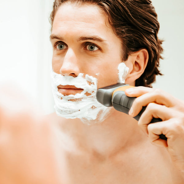 Remington Virtually Indestructible Men's Electric Shaver (Cordless, Wet & Dry, Rotary Shaver, Pop-up Detail Trimmer, 3-Day Stubble Styler Guard, USB Charging, 60-Minute Usage, 4-Hour Charge) PR1855